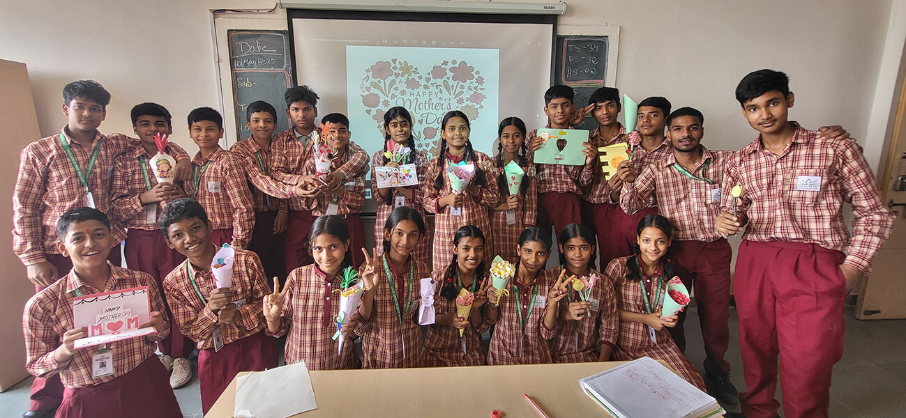 Handmade Flower Bouquet and  Photo Frame