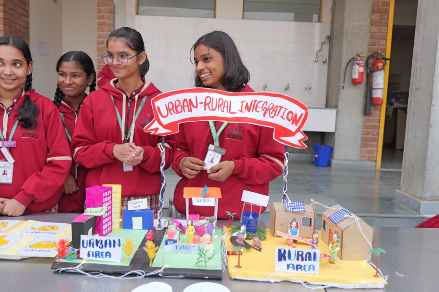 Children�s Day/UTSAH - Annual Exhibition